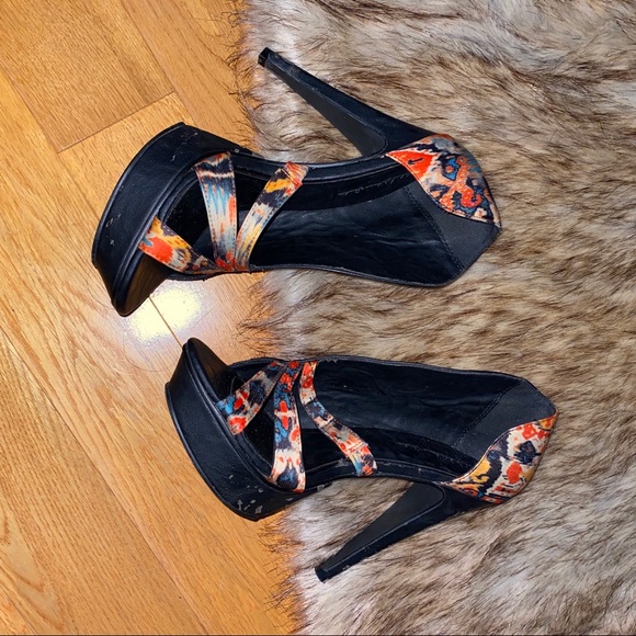 platform heels! - open to offers! - Picture 4 of 7